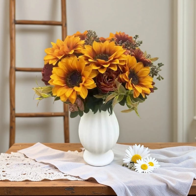 Μπουκέτο ηλιοτρόβων τεχνητών — ρεαλιστικά μεταξωτά άνθη, ημιχειροποίητη και ημιμηχανική κατασκευή, κατάλληλο για γάμους, αξεσουάρ φωτογράφισης και οικιακή διακόσμηση