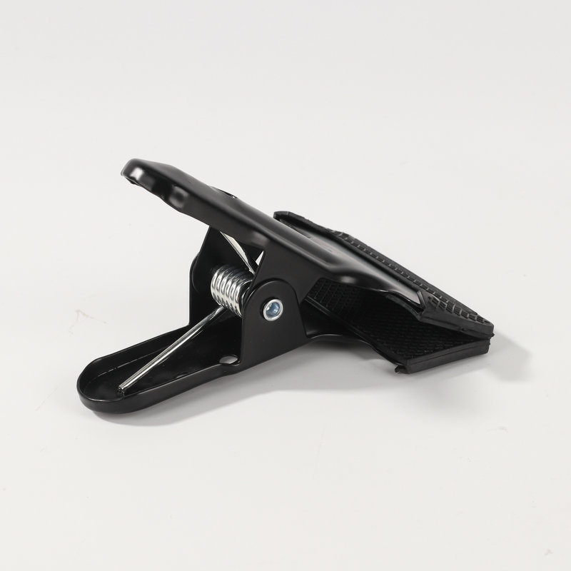 Kovová svorka na fotografické vybavenie pre statív/PTZ — pevná, z železa s práškovaným povrchom