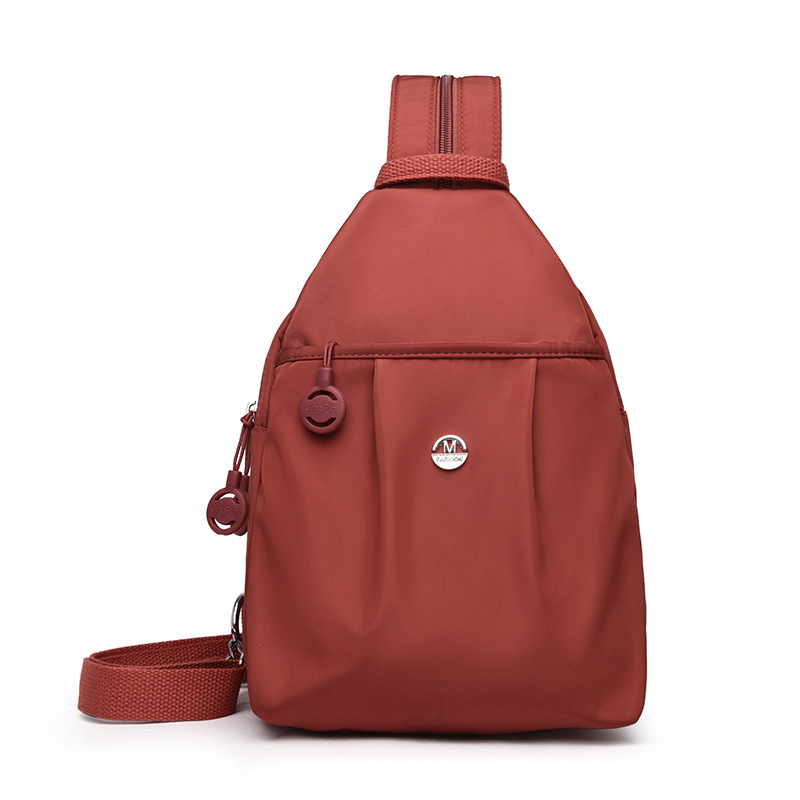 Unisex kapsa na hrudník so dvojitou nositeľnosťou: cez rameno a crossbody, PU materiál, zips, vnútorné rozdelenie, 3D vonkajšia kapsa — Kód DMLwq344