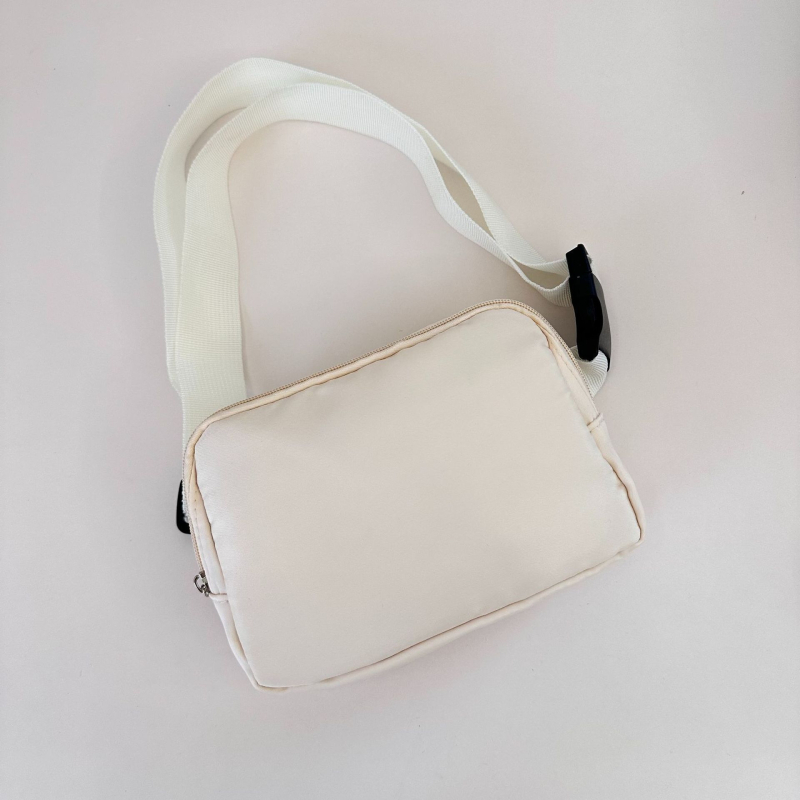 Nylonová crossbody taška pre ženy – zipsové uzávery, polyesterová podšívka, laminované vnútorné vrecko na zips, Zimná 2023 kolekcia