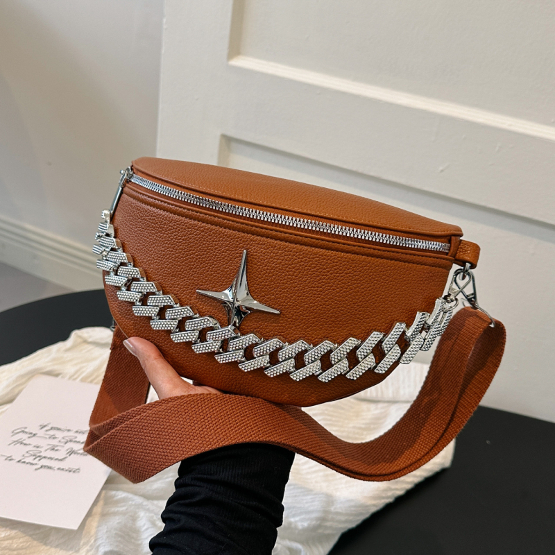 PU kožená sedlová taška s retiazkovým popruhom, zips, vrecko na telefón, vnútorný priestor, mestský štýl