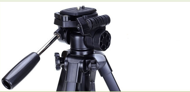 Yunteng 668 Stativ za Kameru | Aluminijska legura | Za kamere | 4 sekcije | Nosivost 3 kg