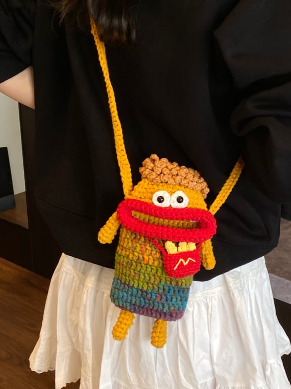 Geantă de telefon croșetată din lână, formă pătrat vertical, căptușeală din bumbac, bretea simplă, buzunar intern pentru telefon