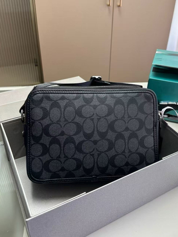 Férfi crossbody válltáska - Szabadidős utazási stílus, PVC anyag, betűs mintázat, poliészter bélés, 2023 nyár