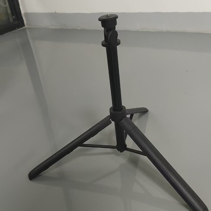 Univerzalni lazy stand za ručnu kameru i telefon – plastični stativ s mogućnošću prilagođavanja.