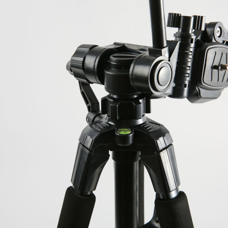 Stativ za DSLR i bezzrcalne kamere, 360° tro-osni gimbal, aluminijska legura, 3-sekcijski, ploča brzog otpuštanja, nosivost do 2 kg