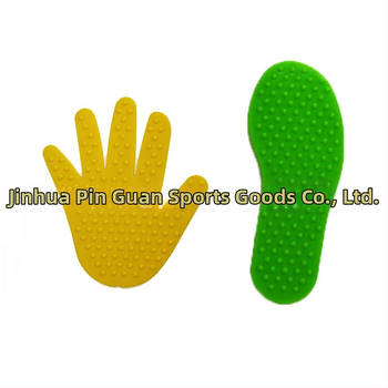 Bērnu sensoriskās masāžas palīgierīce ar roku un kāju nospiedumu taktilajām matēm, pielāgojams ciets līmes materiāls basketbola un futbola treniņiem