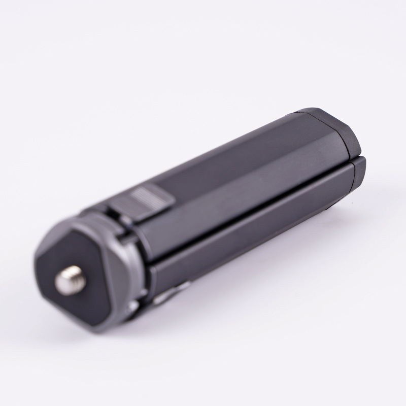 Stolni stativ s dvije sekcije za bezzrcalne kamere i pametne telefone (Model XTD-20; aluminijska legura; nosivost 2–5 kg; težina 160 g)