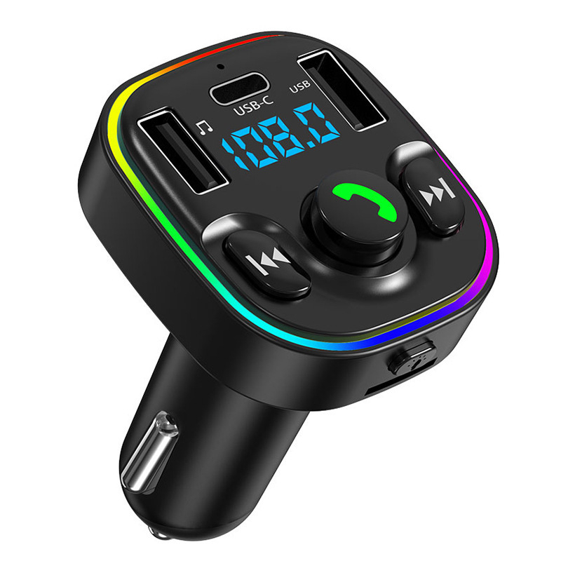 Automobilski MP3 player s Bluetooth FM transmiterom, USB-C punjenje, hands-free pozivi, napajanje 12-24V