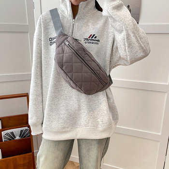 McCandolyn Nylon crossbody táska gyémántmintás quilt, cipzár nyitás és telefontok