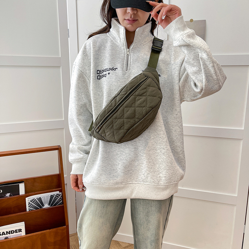 McCandolyn Nylon crossbody táska gyémántmintás quilt, cipzár nyitás és telefontok