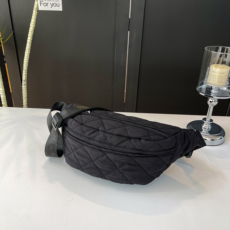 McCandolyn Nylon crossbody táska gyémántmintás quilt, cipzár nyitás és telefontok