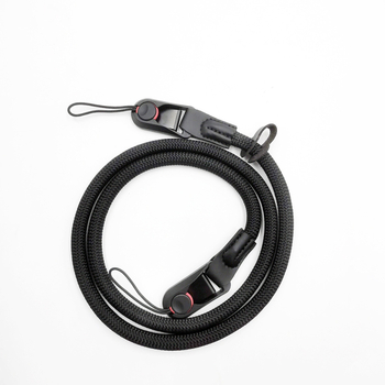 Nailono virvės kameros pečių juosta, reguliuojamo ilgio, su dviem sagtelėmis, greito atpalaidavimo sagtimi, model TD6243, Toda