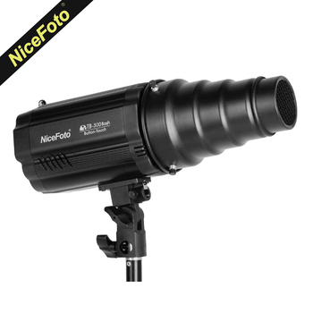 TB-300 Flaş fotografic portabil de la Nicefotonice — Model TB-300, intensitate reglabilă, sursă de alimentare independentă