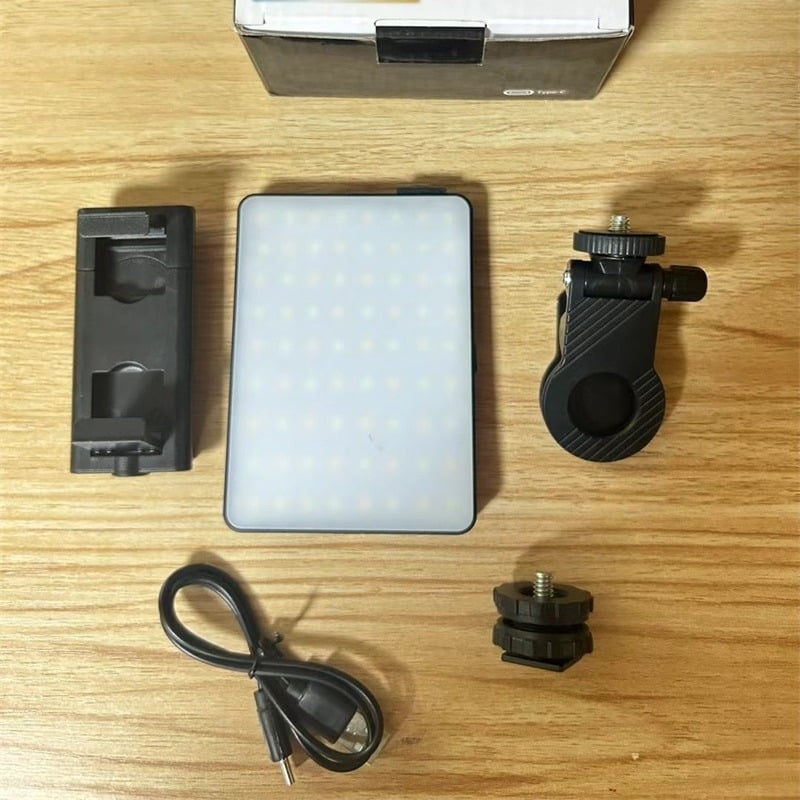 LED dodatno svjetlo W140RGB, ručno, 5W, tri temperature boja, kompaktno svjetlo za video i fotografiju