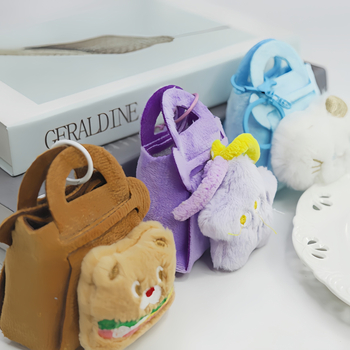 Филцово портмоне за монети със цип, аниме карикатура, подплата Crystal Super Soft