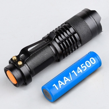 LED baterijska svjetiljka od aluminijske legure, 5W, napajanje AA baterijom (600 mAh), domet snopa 100–200 m, uključeno punjač