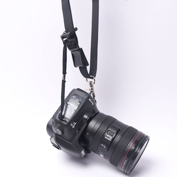 Remen za kameru – dvostruki džep s zatvaračem, najlon materijal, model X-151, 1 kopča, podesiva, amortizirajuća elastičnost, za digitalne kamere
