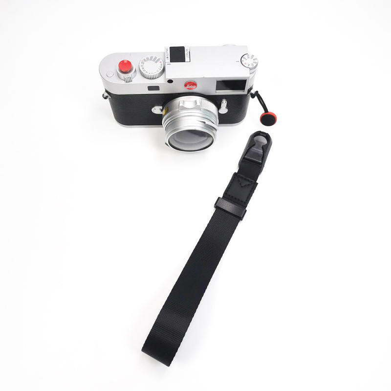 Kamera riešo diržas su greito atleidimo sagtimi, Tuoda TD8085, nailonas + mikropluošto oda, didžiausia apkrova 10 kg, reguliuojamas ilgis