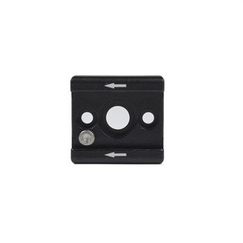 Univerzálna vonkajšia studená základňa pre fotoaparát – hliníková zliatina; kompatibilná s mikro jednookou SLR a dvojitým L rámom; obsahuje skrutky 1/4in a 3/8in so skrutkami; tlač loga dostupná