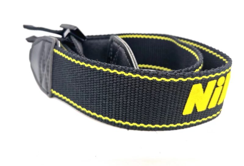 Nikon DSLR naramenica s flocked površinom, kompatibilna s D7100, D7200, D7700, D5200, D3200, D5100