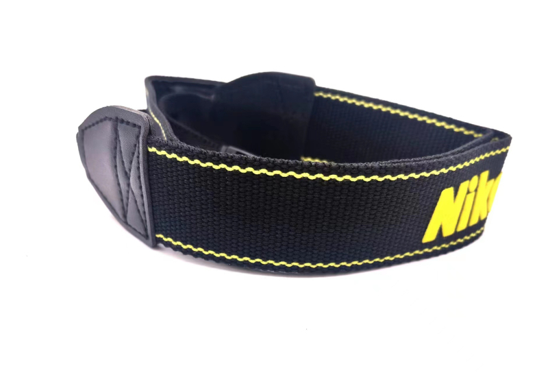 Nikon DSLR naramenica s flocked površinom, kompatibilna s D7100, D7200, D7700, D5200, D3200, D5100