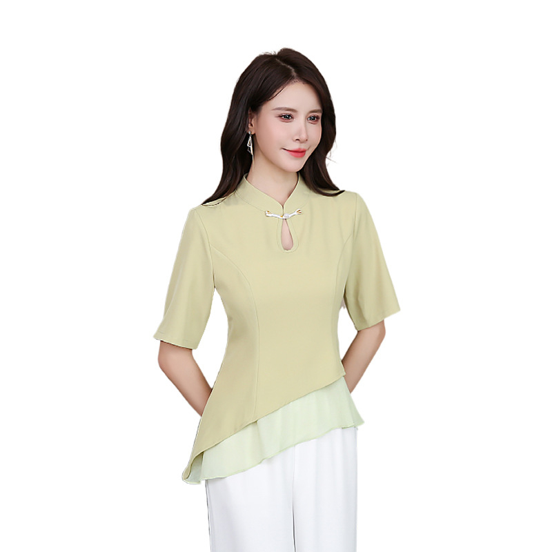 Uniformă feminină pentru masajul picioarelor: mâneci scurte, guler drept, material care elimină umezeala, croială salon de frumusețe, lungime 50–65 cm