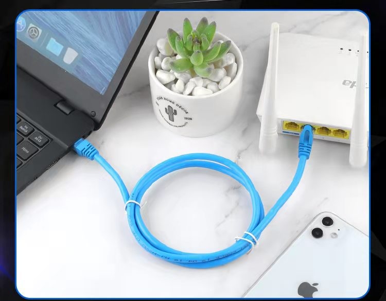 Cat5 UTP mrežni kabel, 8-žilni zavijeni par, RJ-45 priključak, unutarnja upotreba za usmjerivač, 100 Mbps