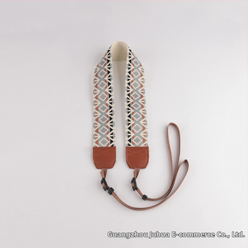 Giant Vyšívaný ramenný popruh na fotoaparát pre digitálne a SLR fotoaparáty - polyester, logo tlačené, Model: KJ149-KJ274-KJ45-KJ179