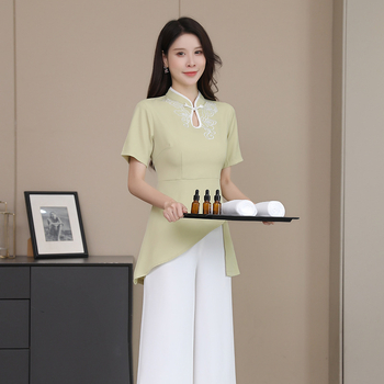 Ženska uniforma za pedikuru i salon – materijal poliester/acetat, dvodjelni kostim, kratki rukav, stojeći ovratnik, sve sezone