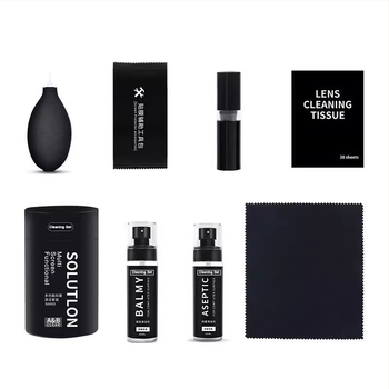 Vispārīgs tīrīšanas komplekts tastatūrām, viedtālruņiem, LCD displejiem un kamerām – satur virsmas aktīvās vielas un attīrītu ūdeni; OEM ražošana; drukāts logotips