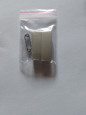 Studiopro fejhallgatók — fém csat és vaslemez javító alkatrész