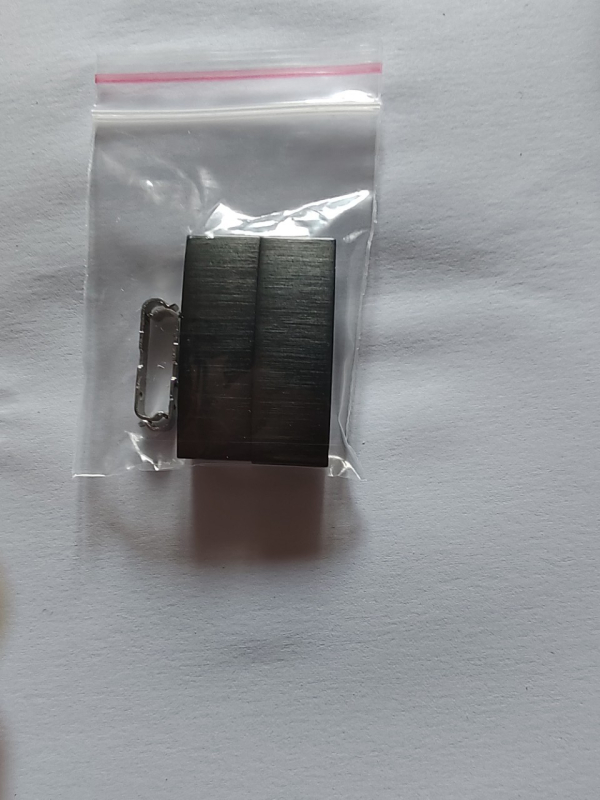 Studiopro fejhallgatók — fém csat és vaslemez javító alkatrész