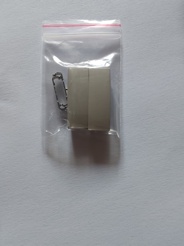 Studiopro fejhallgatók — fém csat és vaslemez javító alkatrész