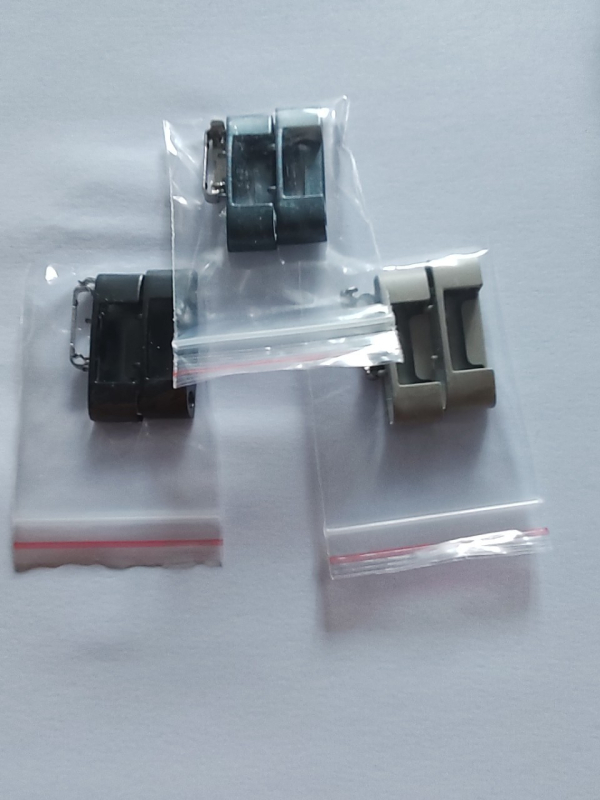 Studiopro fejhallgatók — fém csat és vaslemez javító alkatrész