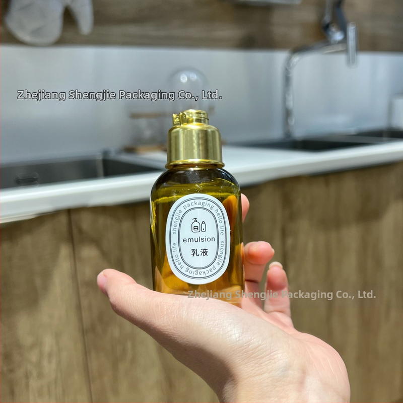 PET butelis su flip dangteliu vonios aliejui ir kosmetinei pakuotei — Blow molding gamyba, paviršiaus apdorojimas etiketėms, dangtelis įtrauktas