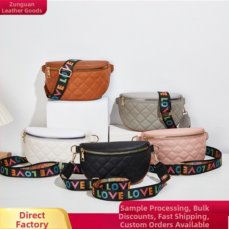 Crossbody jostas soma ar izšūtu rombu rakstu, PVC materiāls, rāvējslēdzējs, iekšējie kabatas telefona un personas identifikācijas kartei