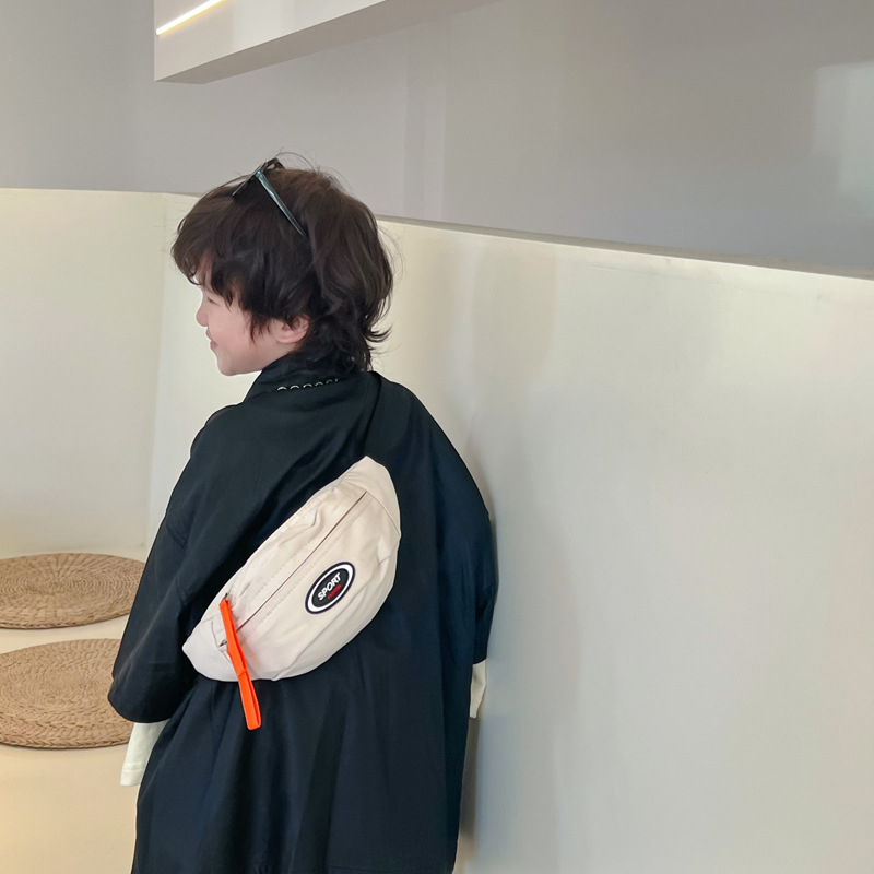 Dječja crossbody torba od najlona, unisex, jedna naramenica, jednofarbni uzorak, protiv krađe