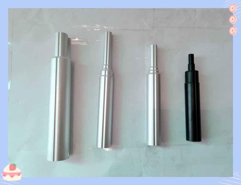 Višenamjenska teleskopska ručica za selfie i uživo prodaju — aluminijska legura, nosivost 6–10 kg, prilagodljive sekcije, univerzalna kompatibilnost, mogućnost tiska logotipa