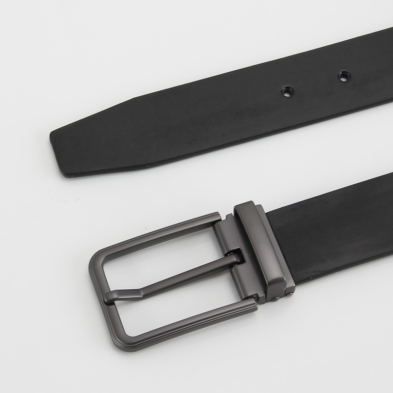 Vīriešu ādas josta no īstas ādas ar divslāņu liellādu ādu, sprādze no sakaļas ar adatu, platums 3.5 cm