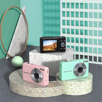 Kućna digitalna kamera s CMOS senzorom, 8x optičkim zumom, 1080p video, 2,4-inčni LCD zaslon, microSD pohrana