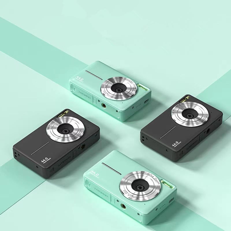 Kućna digitalna kamera s CMOS senzorom, 8x optičkim zumom, 1080p video, 2,4-inčni LCD zaslon, microSD pohrana