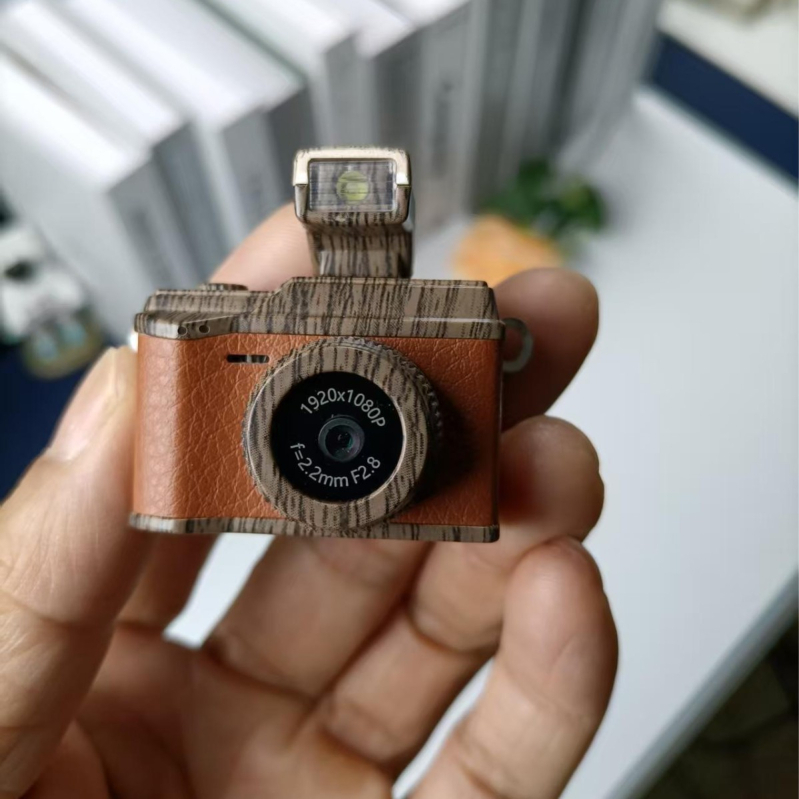 Kompaktna 1080p mini kamera za studente, retro CCD S151, prijenosna