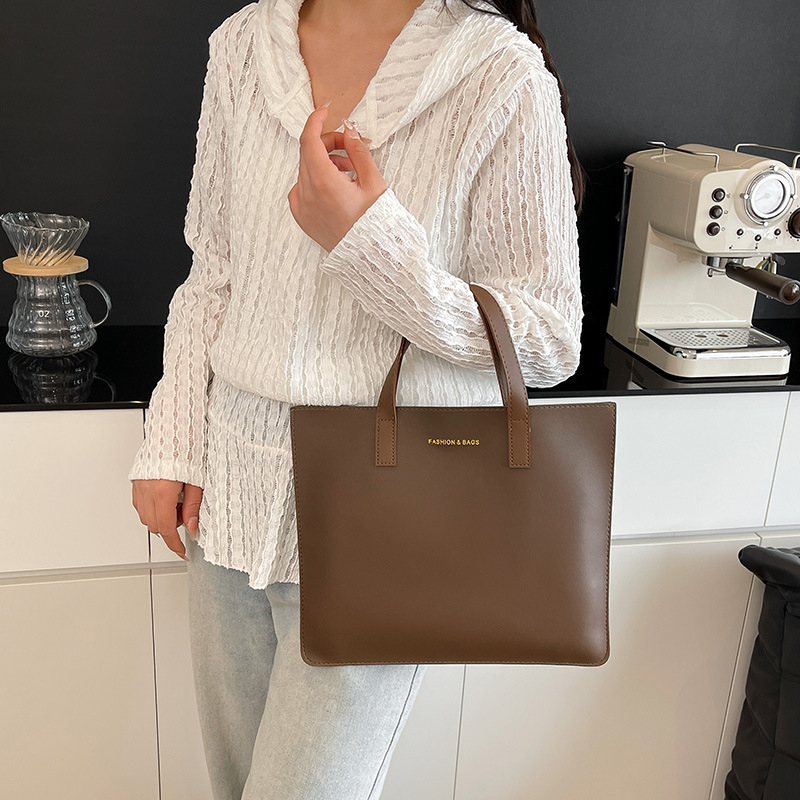 PU tote krepšys, gatvės mados stilius, horizontalaus kvadrato formos, sintetinės odos įdaila, atvira viršuje