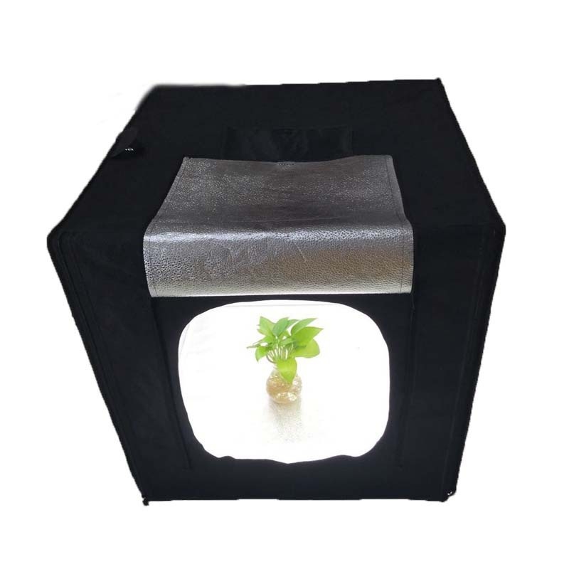 KFT-474 Kompaktiškas studijinis šviesos komplektas su Oxford audiniu ir atspindinčiu materialu, 2,8 kg