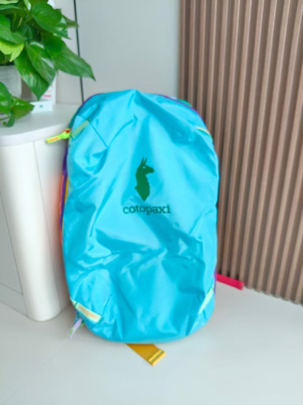 Alpīnistu mugursoma pārgājieniem, neilona ārējais korpuss, iekšējā odere no kanvas auduma, arka plecu siksnas, universāls, pilsētas minimālistiskais stils, dzīvnieku raksts, elpojošs