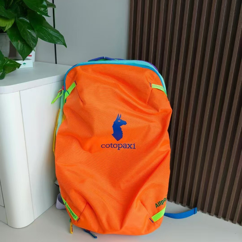 Alpīnistu mugursoma pārgājieniem, neilona ārējais korpuss, iekšējā odere no kanvas auduma, arka plecu siksnas, universāls, pilsētas minimālistiskais stils, dzīvnieku raksts, elpojošs