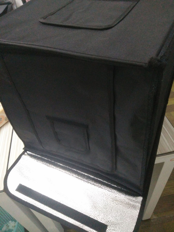 LED fotostudijas gaismas kaste mobilajai fotografēšanai, regulējams apgaismojums, HD kvalitāte, atstarojošs alumīnija audums, svars 3 kg