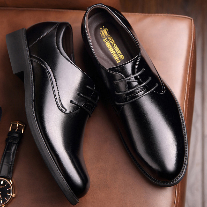 Vīriešu ādas kurpes — augšējā daļa no īstas ādas, odere no ādas, zole no gumijas, auklas, papēža augstums 1–3 cm, biznesa stils, birojs