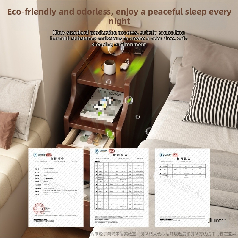 Masīva koka naktsgaldiņš, minimālistisks mūsdienīgs dizains, uzglabāšanas nodalījums, nepieciešama kāju uzstādīšana